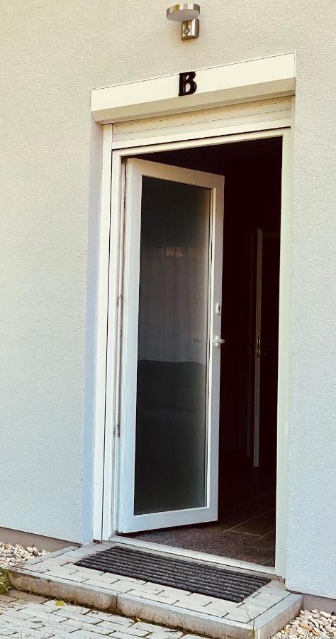 Aranygesztenye Apartmanház Balatonudvari Exterior foto